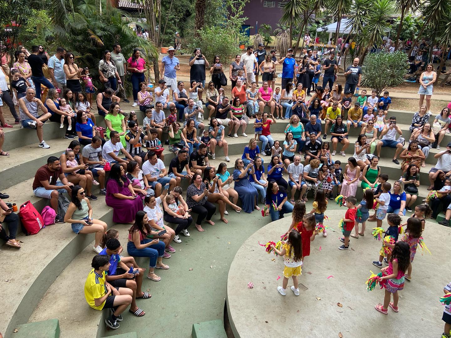 Festa da Família no Colégio Rafael Brito